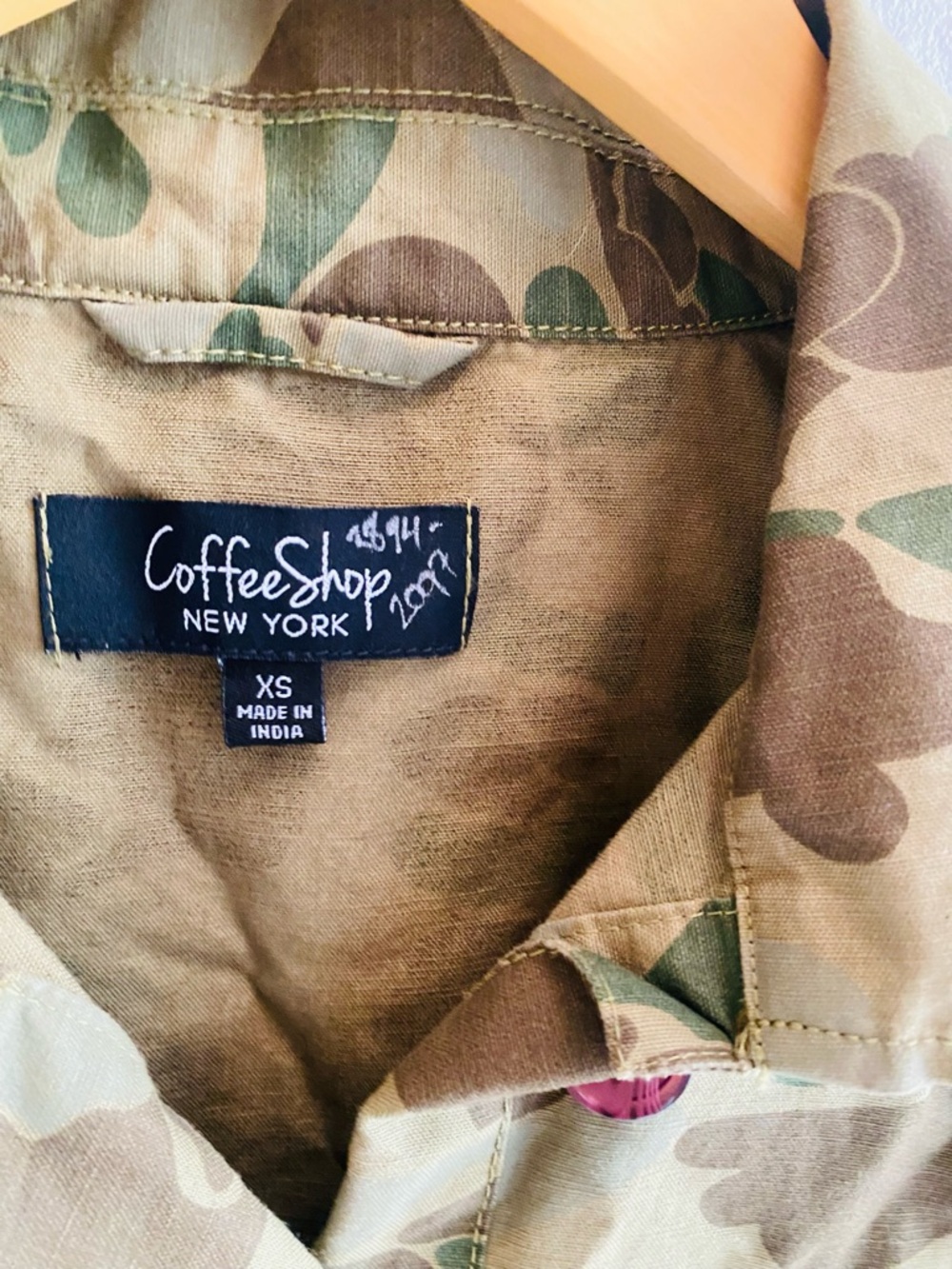 Coffee Shop Camo Floral Embroidered Tassel Jacket - Picture 8 of 11